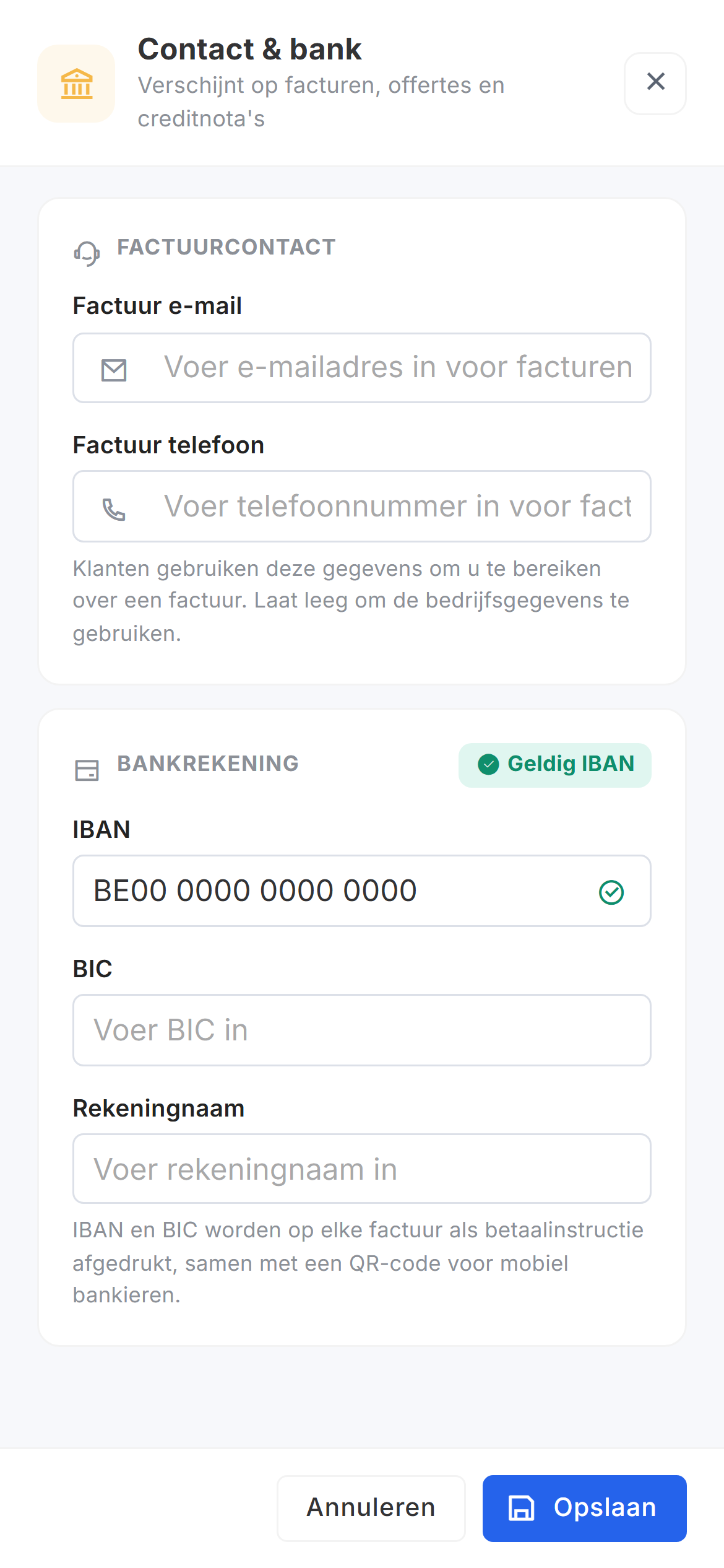 Het paneel Contact & bank met bovenaan het factuurcontact en daaronder de velden IBAN, BIC en Rekeningnaam