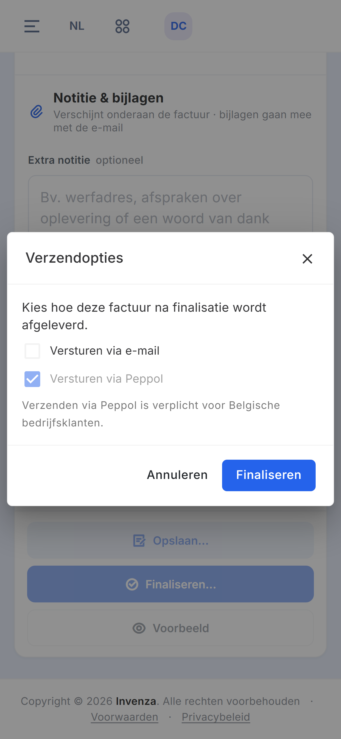 Het venster Verzendopties met de keuze Versturen via e-mail uit, Versturen via Peppol aangevinkt met de uitleg dat Peppol verplicht is voor Belgische bedrijfsklanten, en de knoppen Annuleren en Finaliseren