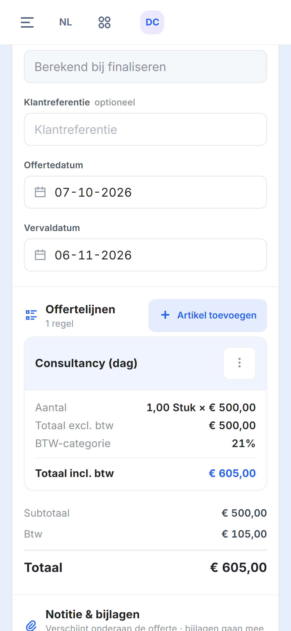 Het offerteformulier met een gekozen klant, één offertelijn en rechtsonder Subtotaal, Btw en Totaal