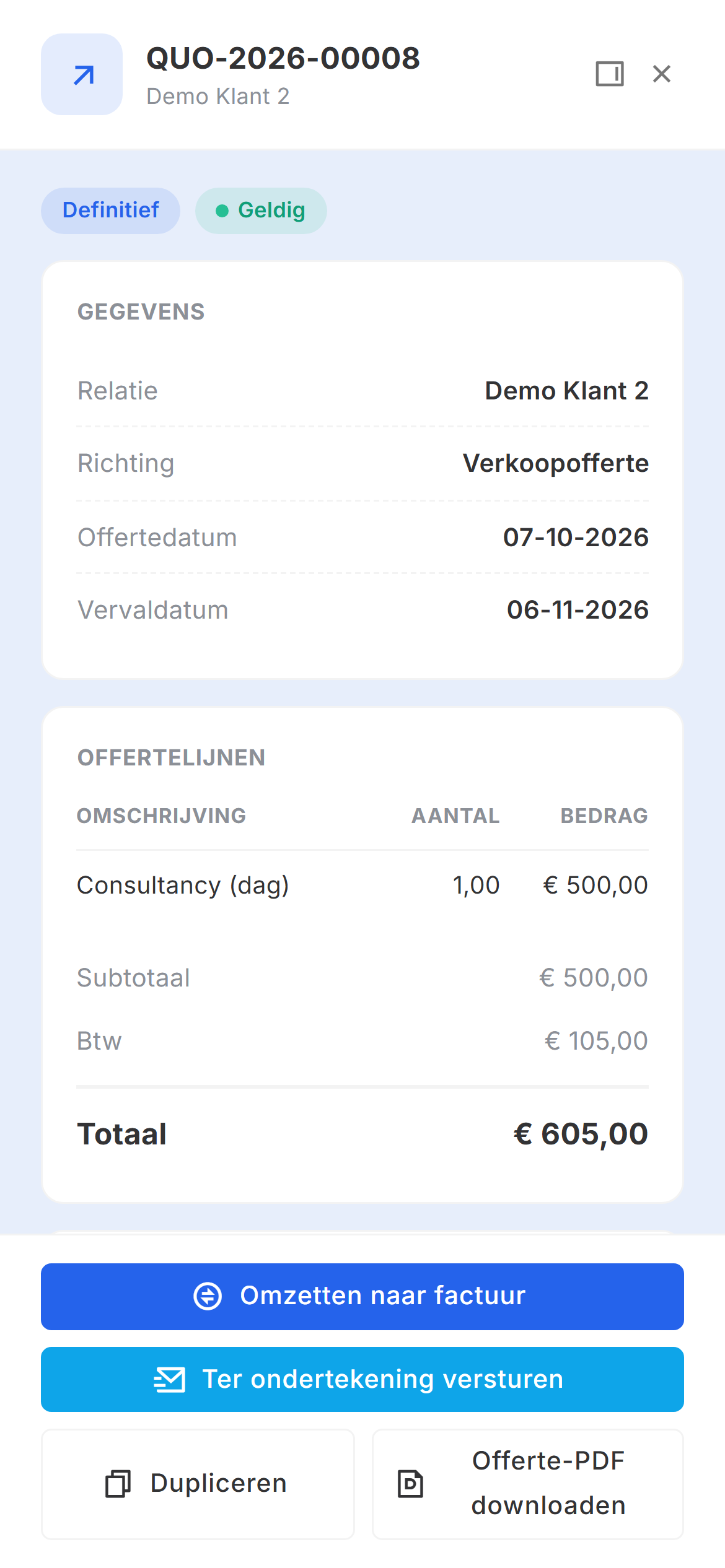 Het detailpaneel van een definitieve offerte met de blokken Gegevens, Offertelijnen en Documenten en onderaan de actieknoppen