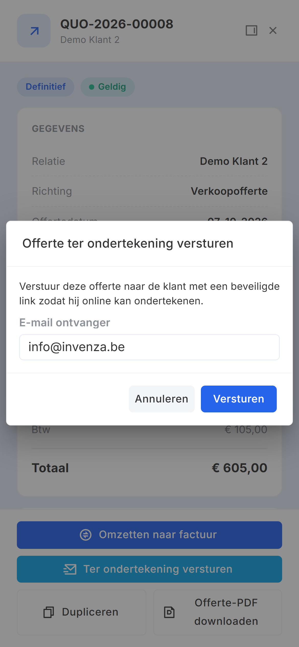 Het venster Offerte ter ondertekening versturen met het ingevulde veld E-mail ontvanger en de knoppen Annuleren en Versturen