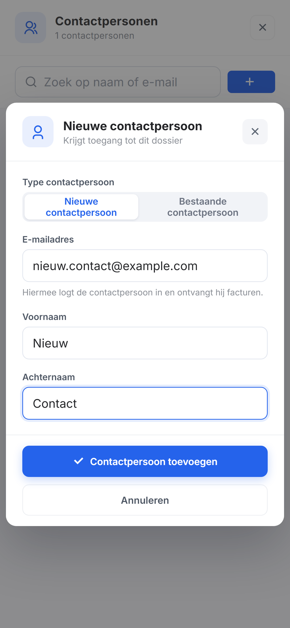Het venster Nieuwe contactpersoon met de keuze Nieuwe contactpersoon of Bestaande contactpersoon, ingevulde velden E-mailadres, Voornaam en Achternaam, en de knoppen Annuleren en Contactpersoon toevoegen