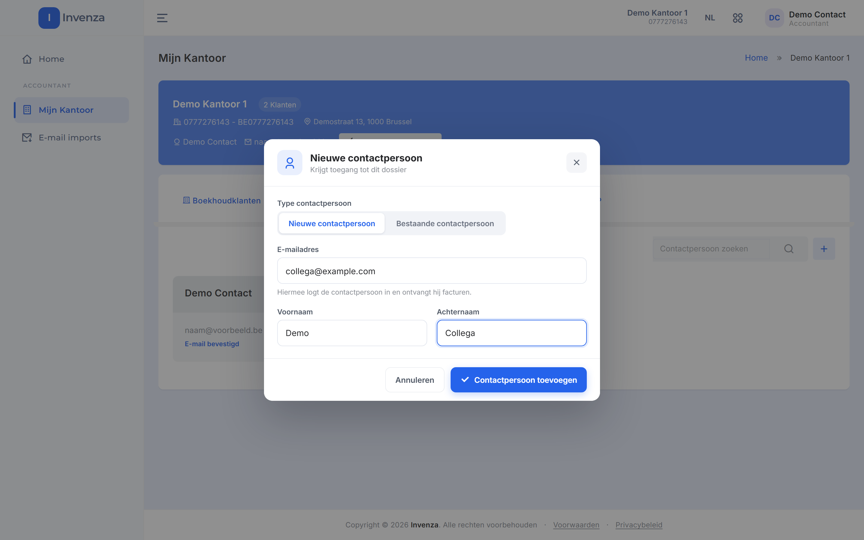 Het venster Nieuwe contactpersoon met ingevulde velden E-mailadres, Voornaam en Achternaam van een collega, en de knoppen Annuleren en Contactpersoon toevoegen