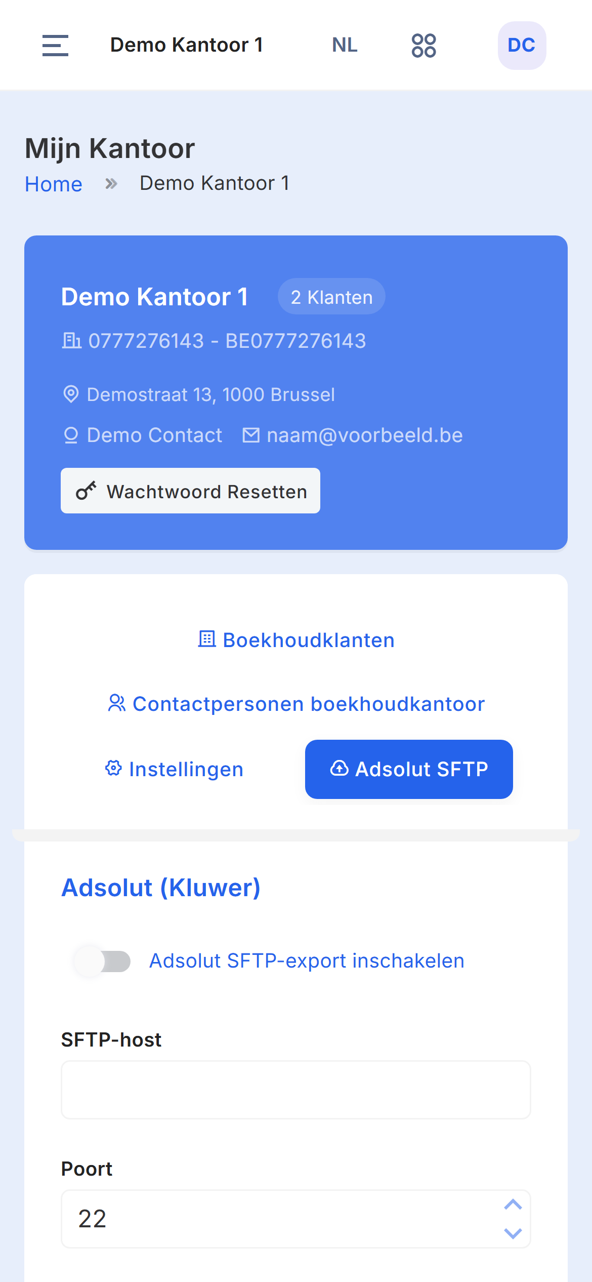 Het tabblad Adsolut SFTP met onder Adsolut (Kluwer) de schakelaar Adsolut SFTP-export inschakelen, de velden SFTP-host, Poort, Gebruikersnaam, Wachtwoord en Basis-pad op de server (optioneel), en de knop Adsolut-instellingen opslaan